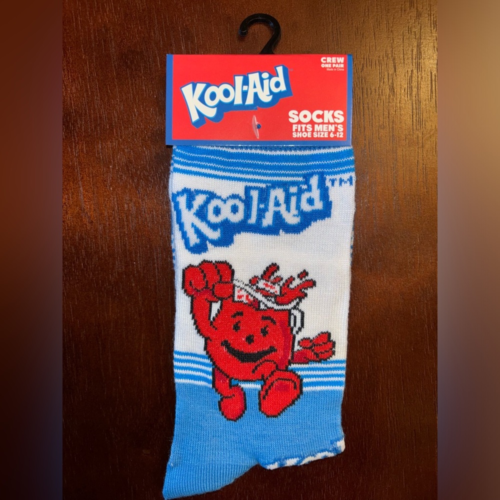 KOOL-AID NOVELTY CREW SOCKS NWT MEN’S SHOE SIZE 6-12